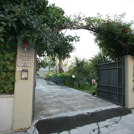 Delle Vacanze 3*