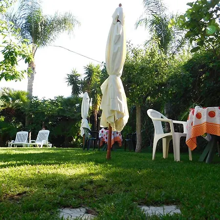 Delle Vacanze Bed & Breakfast